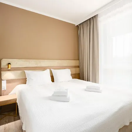 Rent Like Home - Bel Mare 407E